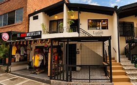 Luum Guest House Manila